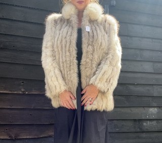 Fox Fur Coat Size 10 Or Small Size 12