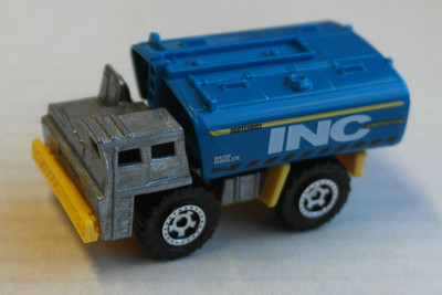 Matchbox Water Worker Water Hauler Tanker grau/blau/gelb INC MBX Tank-LKW Truck