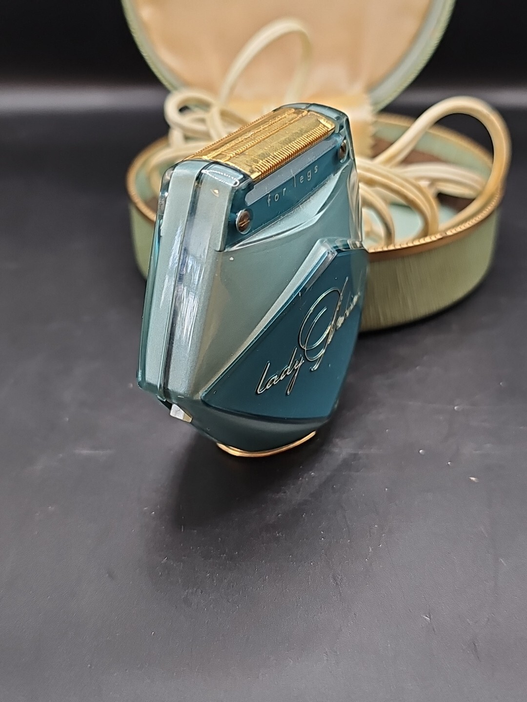 Vintage Lady Schick Electric Shaver blue in case 1960's? Nice works mcm