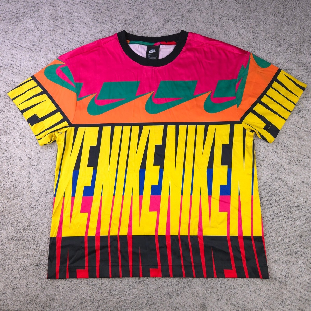 [NIKE] NSW WOMEN'S T-SHIRTS ☆大人気☆ Nike Sportswear Women's Short-Sleeve T-Shirt. Nike.com