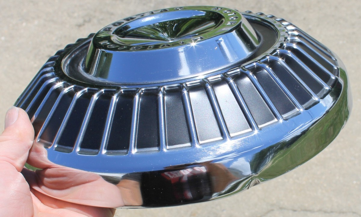 Set of 4 OEM 1964-1972 Pontiac Dog Dish Poverty Hubcaps GTO Lemans