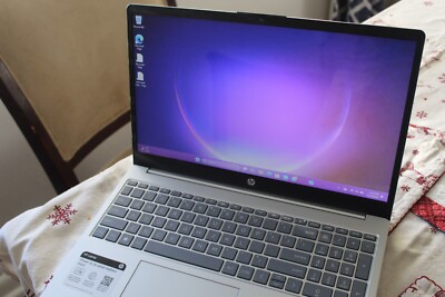HP - 15.6'' Touch-Screen Laptop - Intel Core i5 - 8GB Memory - 512GB SSD - Natura