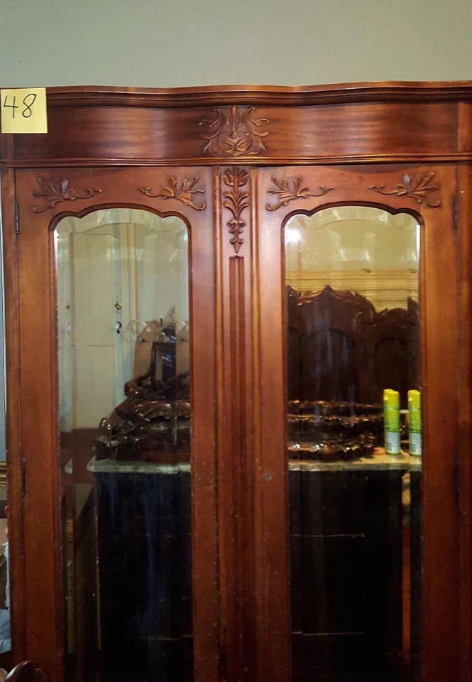 Antique  Armoire wardrobe cabinet  Bevel mirror 7  feet tall — 第 4/4 张图片