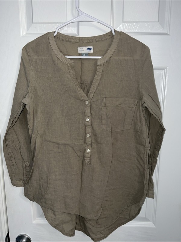 Old Navy Tip Size Medium 