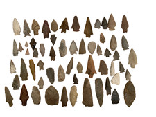 Lot of 60 Central Texas Native American  Arrowheads Points 1600s era Apache