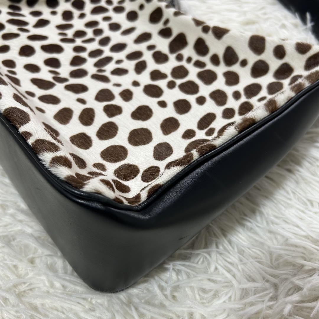 Borsa a tracolla Yves Saint Laurent Harako in pelle con catena