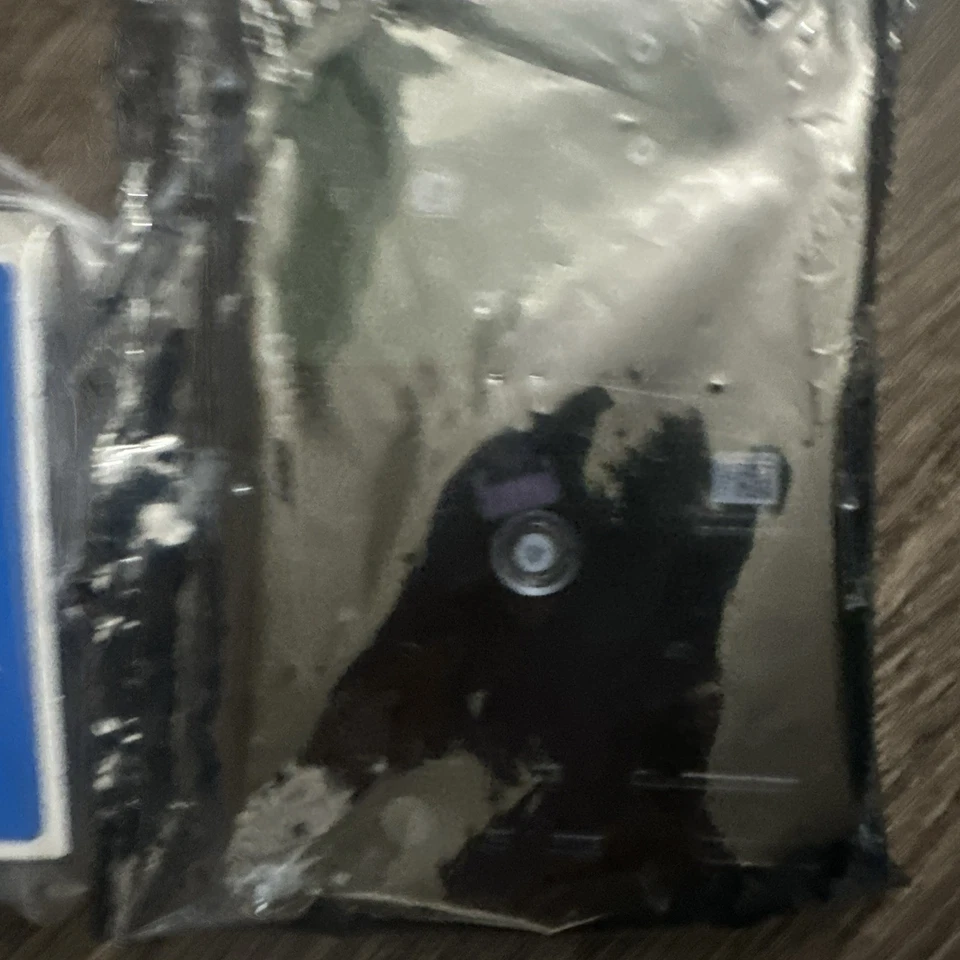 Seagate Desktop 1TB/1000GB SATA 3.5" HDD Hard Drive NEW With USB Key - Image 3 of 4