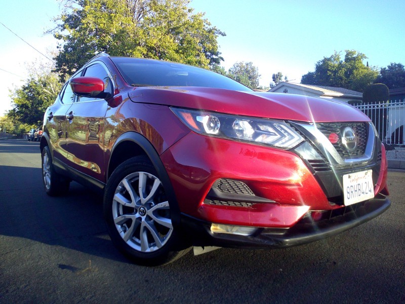 2020 Nissan Rogue Sport SV