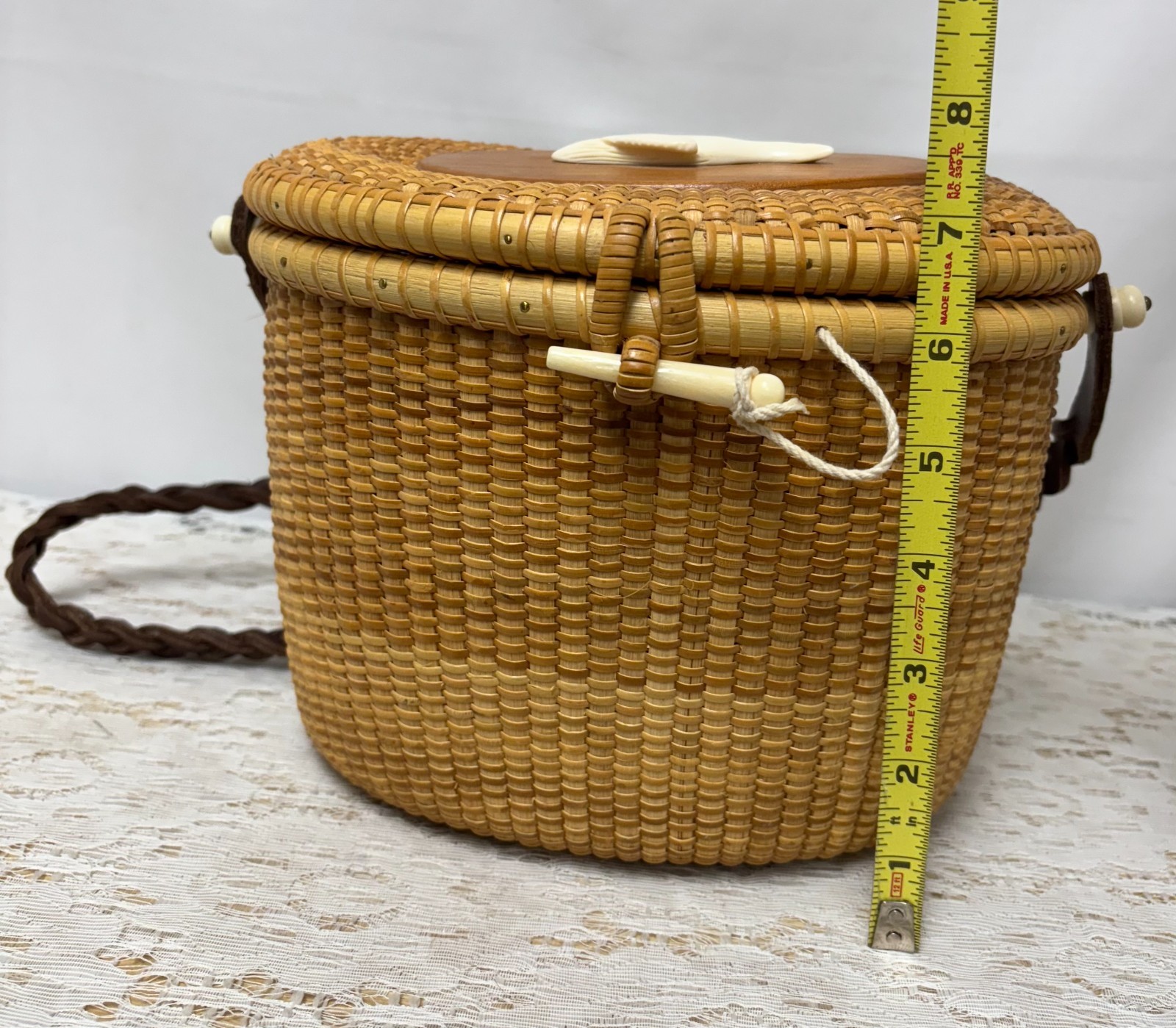 VTG Signed Kai O'Connell  1999 Nantucket Basket Purse w/Whale, Leather Strap