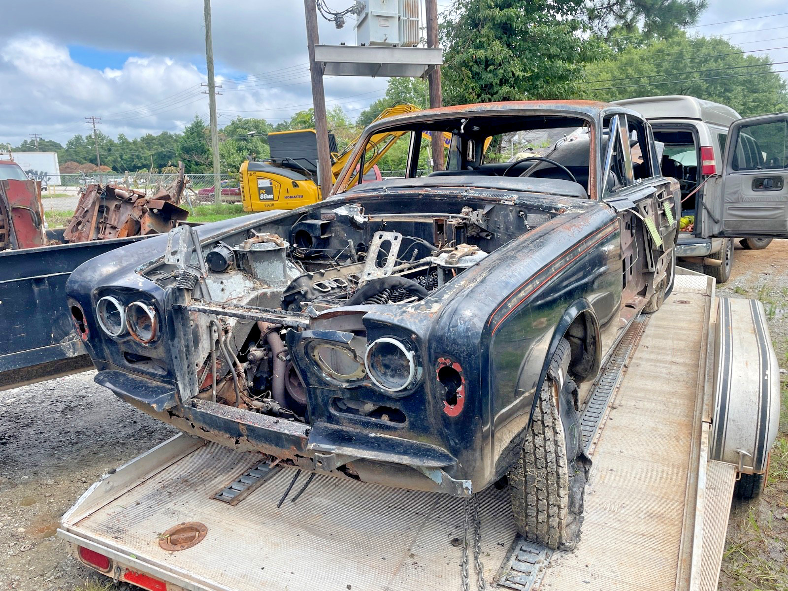 CORNICHE ROLLS ROYCE BENTLEY GAS FILLER. PARTING OUT THIS WHOLE RUNNING CAR