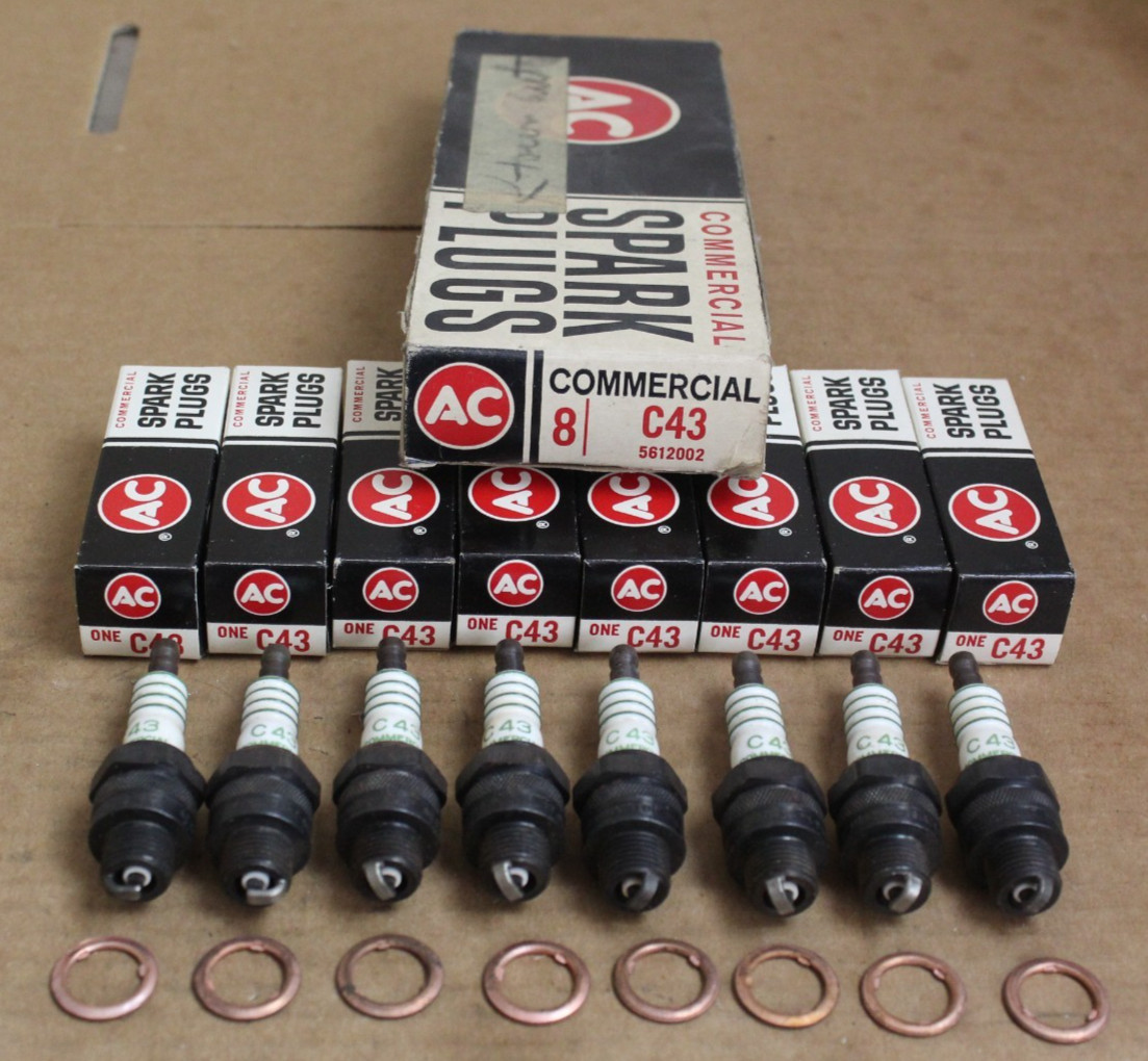 AC Delco Spark Plugs Lot of 8 C43
