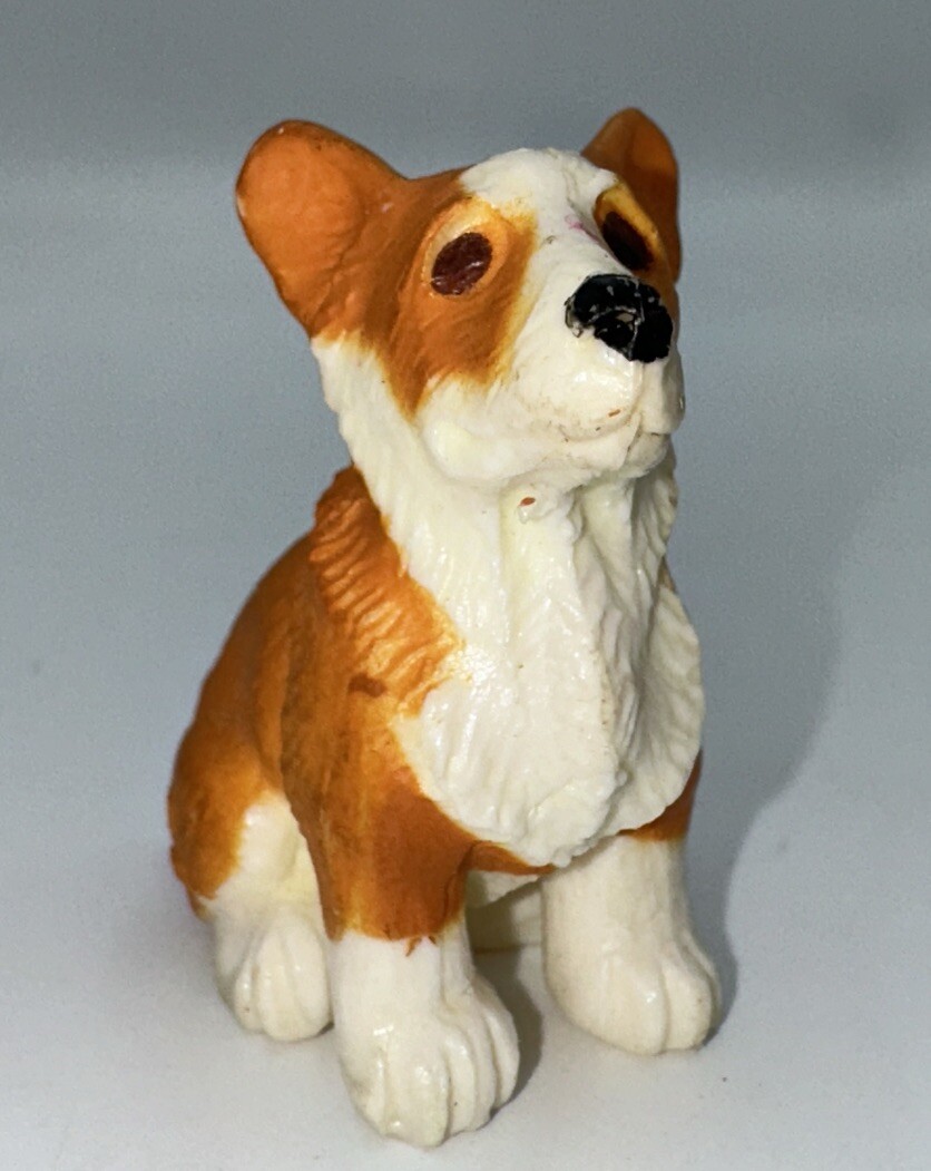 1993 Puppy In My Pocket Queenie Skat Welsh Corgi Dog MI LTD
