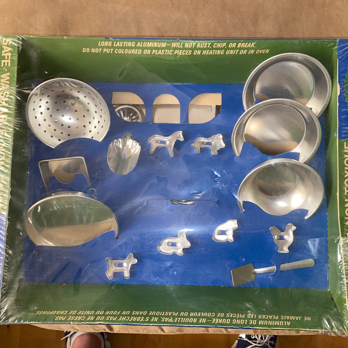Vintage Toy Mirro Miniatures Kitchen Set Alum Just Like Mother s Original Box
