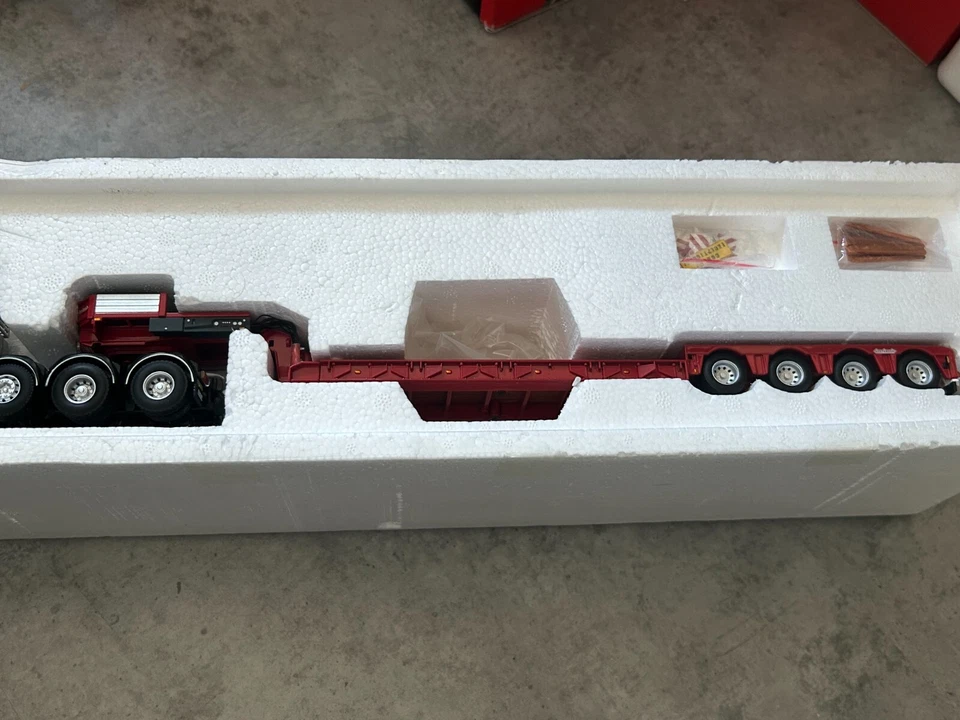 WSI 1:50 Nooteboom DAF XF 8x4 + 4 axle euro dieplader "trendsetters in trailers" - Bild 3 von 3