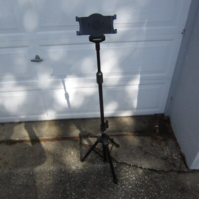 StarTech Tripod Floor Stand for 11'' Tablets STNDTBLT1A5T Portable and Adjusta