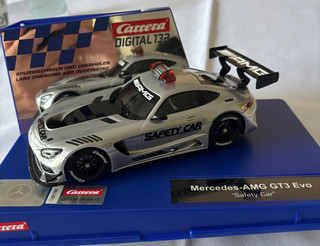 Carrera Digital 132 Mercedes AMG GT3 Evo Safety Car