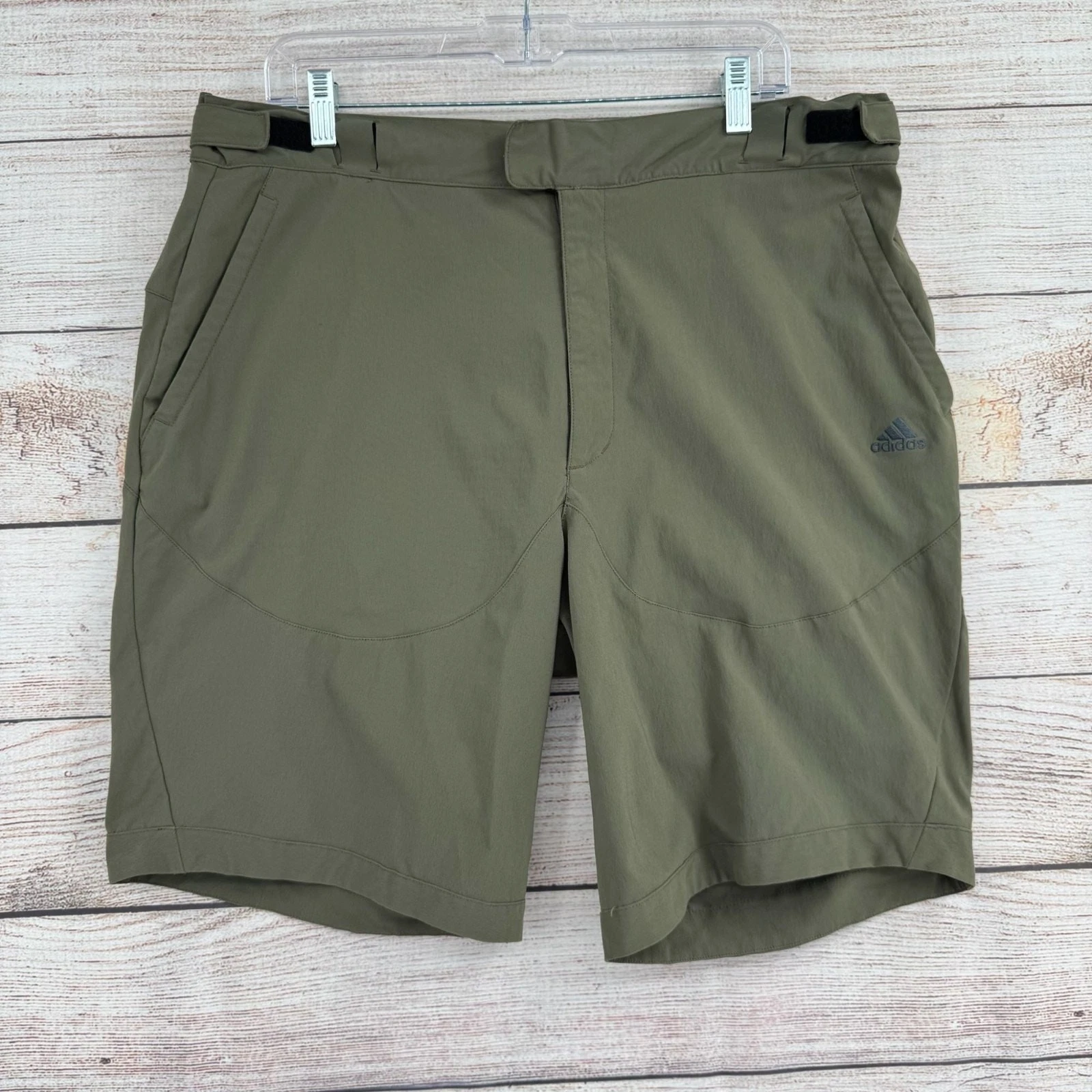 Vintage Adidas Hiking Shorts Men's Size 40 Olive Green Adjustable Waist