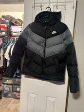 Nike Hooded Puffer Jacket Big Kids Size M