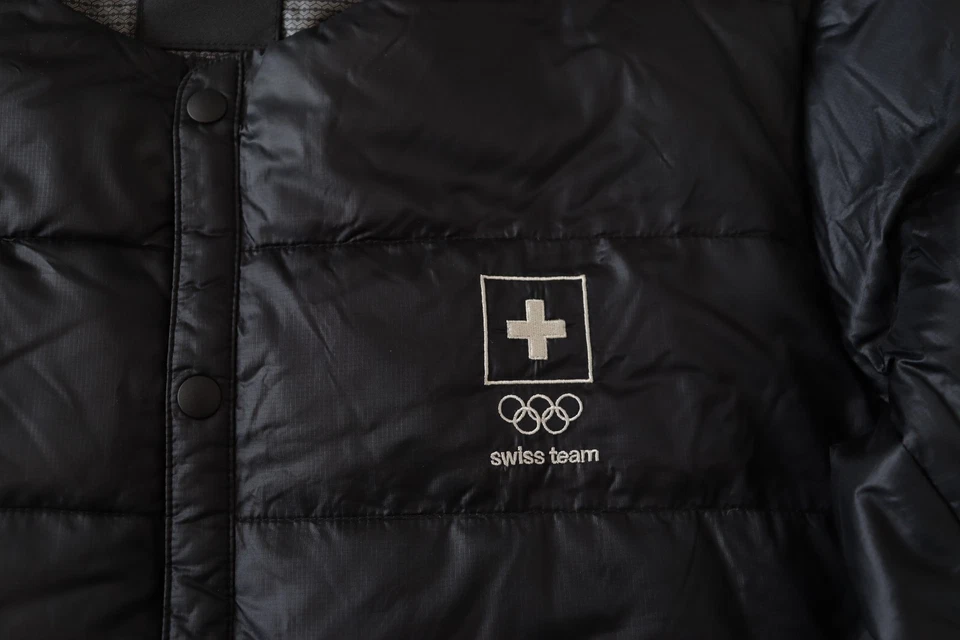 DESCENTE HCS DOWN BLACK JACKET MEN'S EU 52 PYEONGCHANG 2018 OLYMPIC WINTER GAMES - Image 3 of 4
