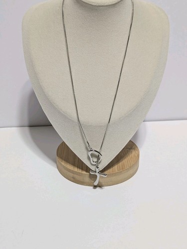 Premier Designs Silver Tone Interlocking Heart And Cross Pendant Necklace 16"