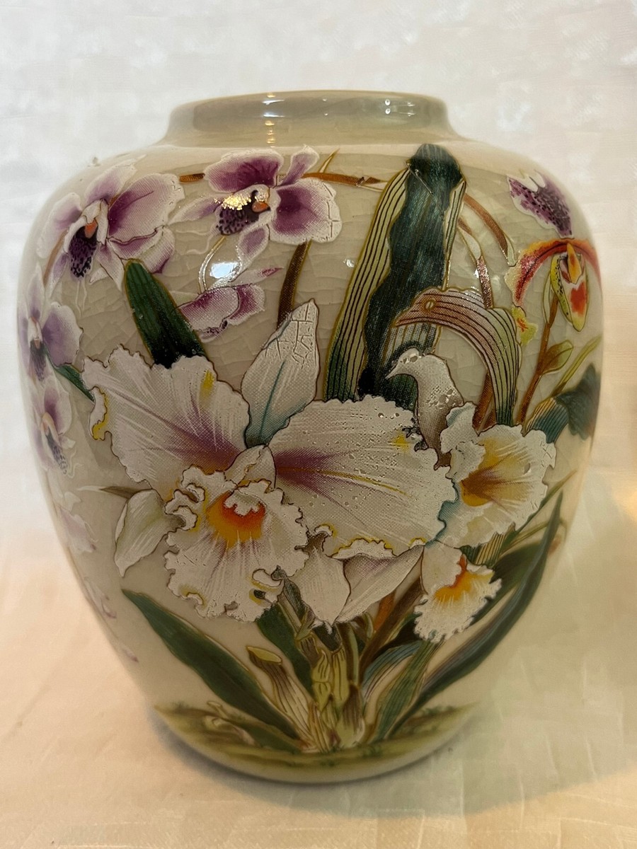 Toyo White Orchid Japan Vase Vintage Crazing 6