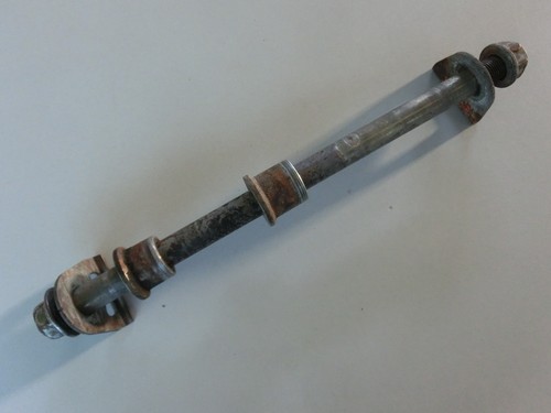 Hyosung GT 125 N Naked, GT, 02-09, Hinterradachse, Achse Felge, Schraube