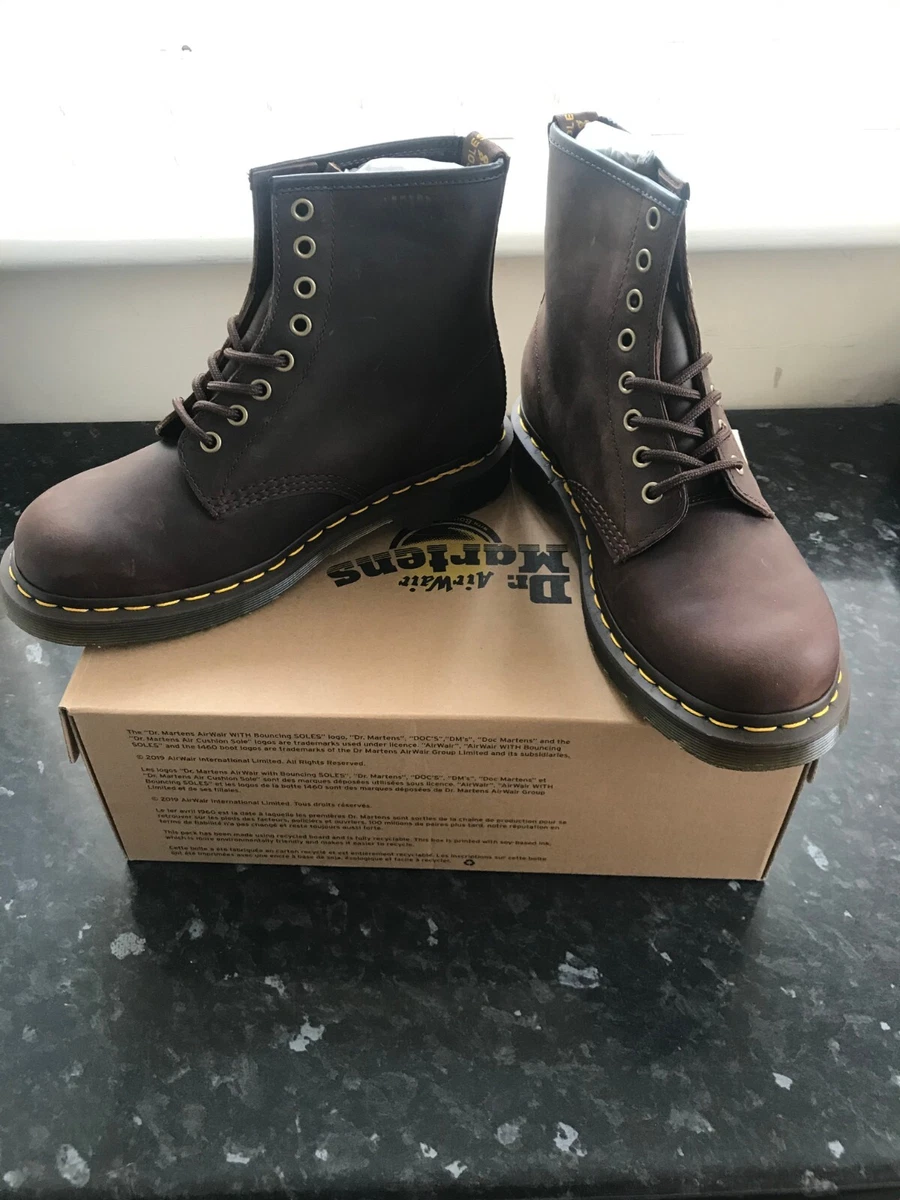 Dr. MARTENS 1460 CRAZY HORSE LEATHER LACE UPBOOTS BROWN SIZE 6