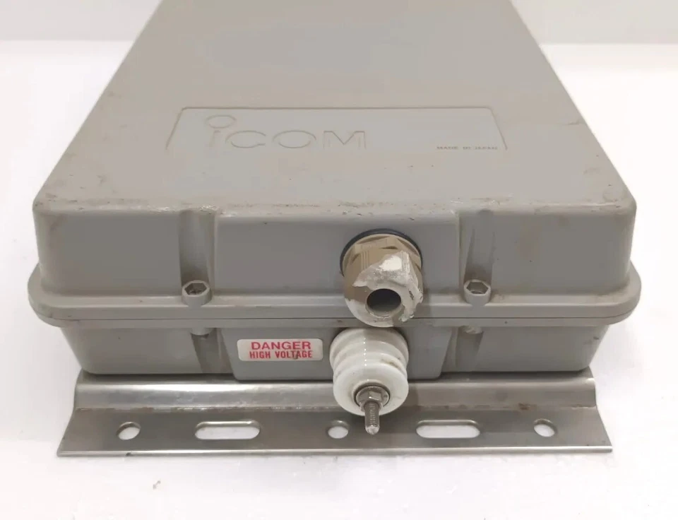 ICOM AUTOMATIC ANTENNA TUNER COUPLER FOR SSB MF/HF - Image 3 of 4