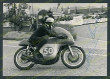 Photo Signed Racer Mike Hailwood Autograph Motorcycle MVA 500 Racing 1962