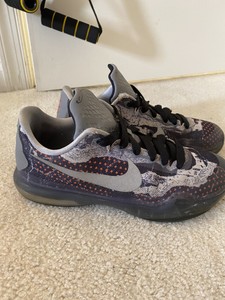 kobe gray shoes
