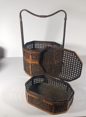Traditional Vintage Chinese Wedding Dowry Basket / Lacquer Box/Rice Carrier