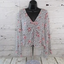 Sadie & Sage Juniors Size Small (3/5) Cropped Floral Boho Blouse Pink Black NEW