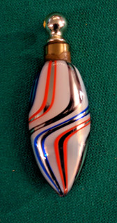 Murano Parfumflakon. 20 50er Jahre wunderschön mit Applikator