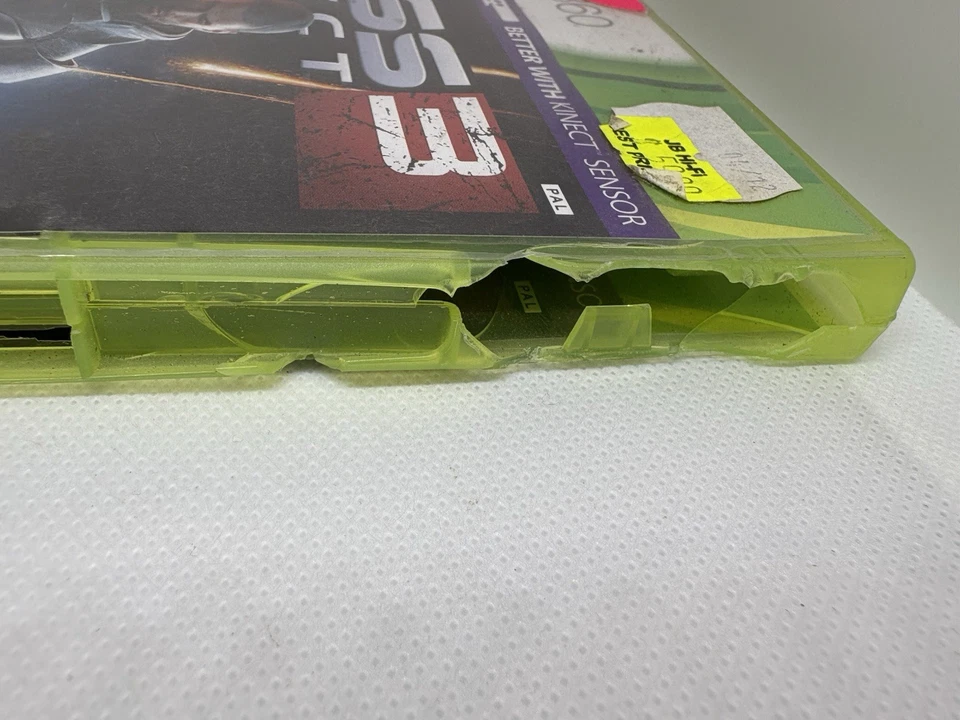 Mass Effect 3 Microsoft Xbox 360 Game PAL Free Postage * Damaged Case - Image 4 of 4