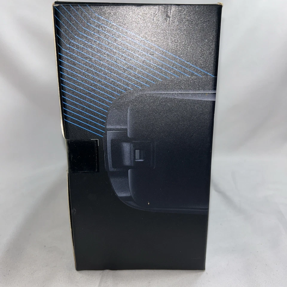 SAMSUNG Gear VR with Controller Powered by Oculus SM-R324NZAAXAR Brand New  - Image 4 of 4