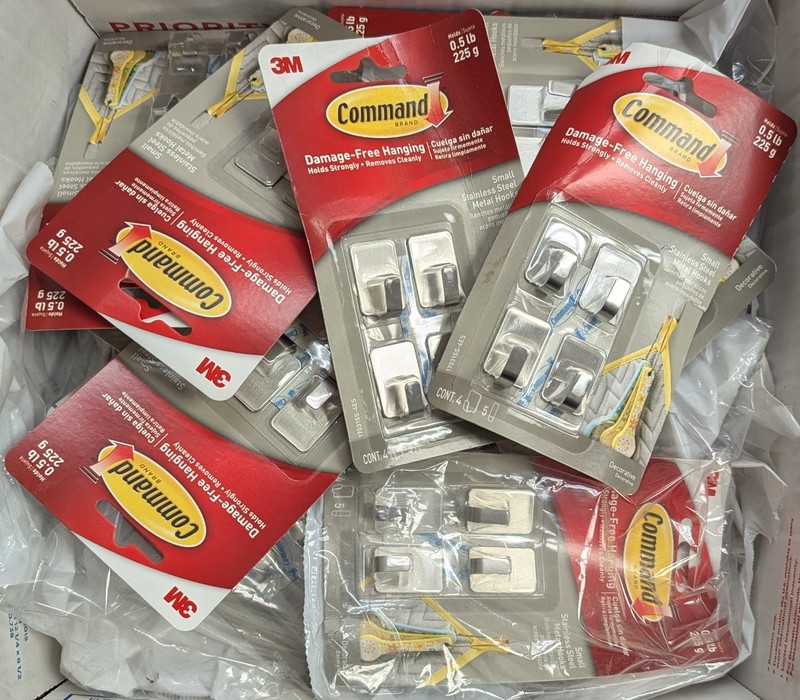 LOT OF 60 COMMAND 4CT SMALL STAINLESS STEEL METAL HOOKS NEW IN PACKAGE