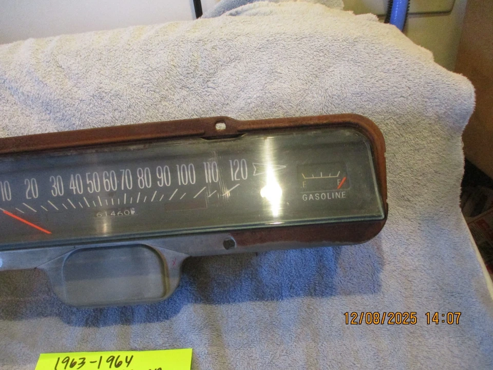 Pontiac Catalina GM 1963-1964 tablero velocímetro clúster 61.460 millas probado Foto 2 de 4