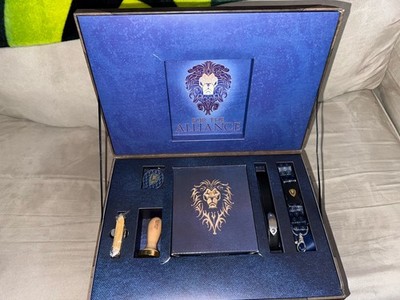 Thinkgeek - World of Warcraft Strongbox Alliance