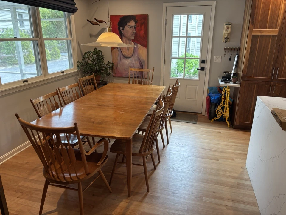 Mesa de comedor y 8 sillas declaración Kipp Stewart Foto 4 de 4