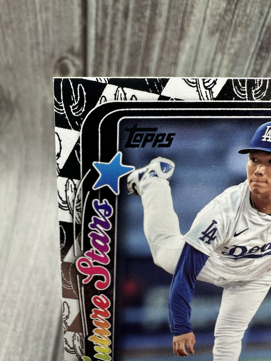 2025 Topps Series 1 Yoshinobu Yamamoto Future Stars Spring