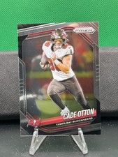 Cade Otton #151 2025 Panini Prizm