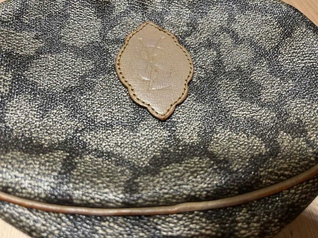 Borsa a tracolla Yves Saint Laurent modello giraffa elegante donna usata dal Giappone