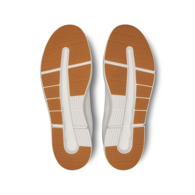 On THE ROGER Centre Court White Gum 3MD11270228 Men