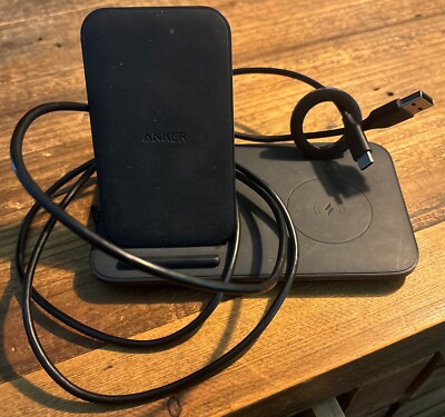 Anker PowerWave 3-in-1 Qi-Certified Stand for Apple Watch - Perfect condition