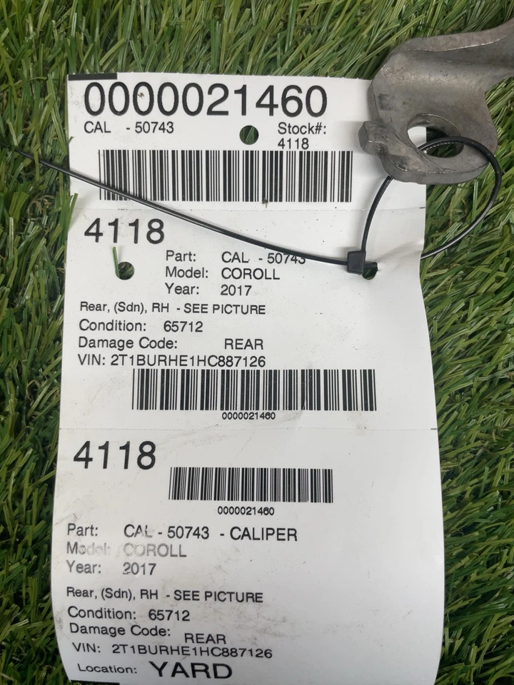✅ Toyota Corolla 2019 pinza trasera derecha OEM Foto 4 de 4