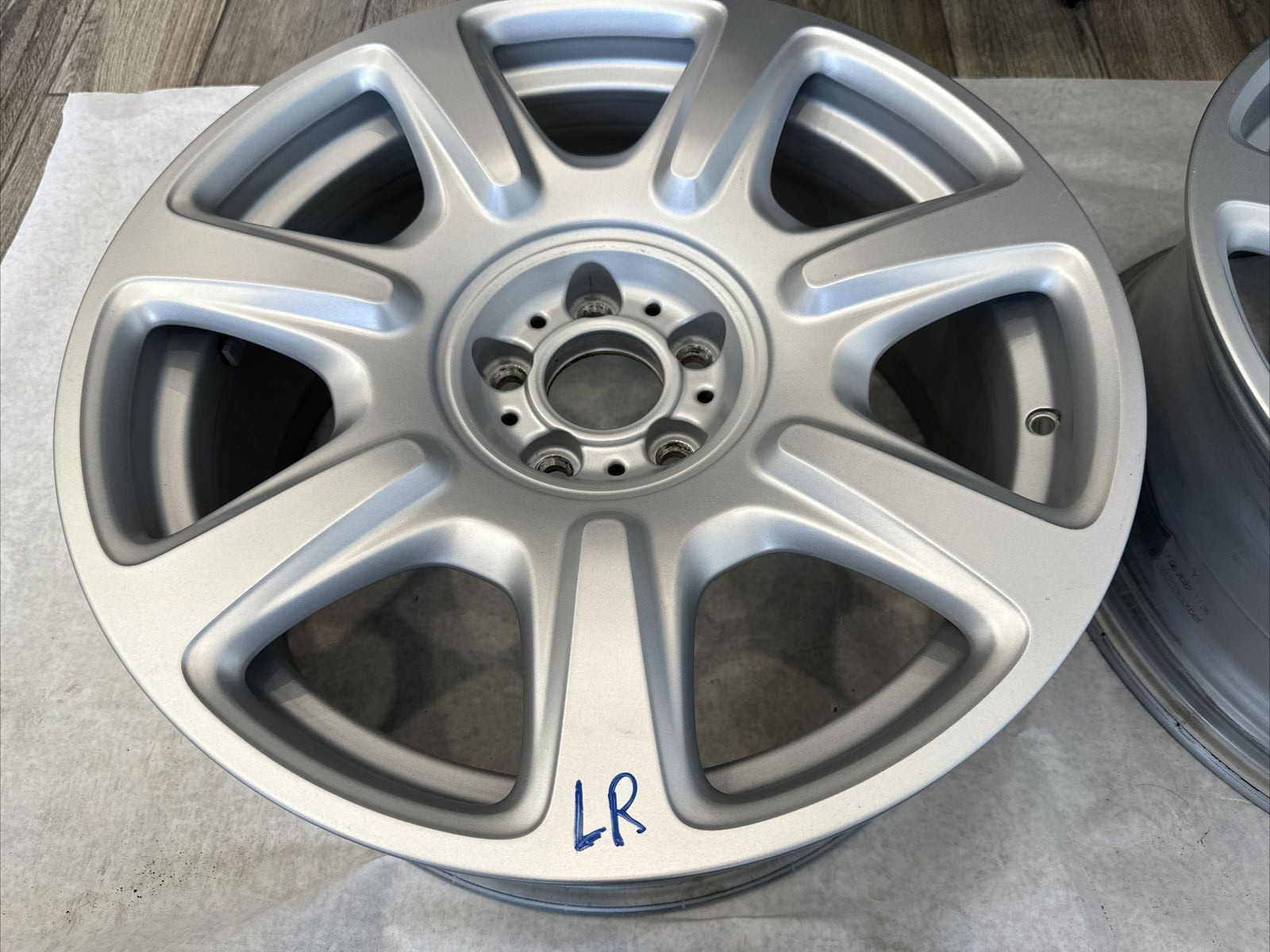 ROLLS ROYCE GHOST/WRAITH /DAWN 20" 20X8.5 ALLOY WHEEL RIMS SET OF 2 OEM  6854568