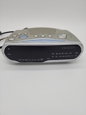 Emerson Research Model CKS1850  Dual Alarm Clock Radio AM/FM - Tested