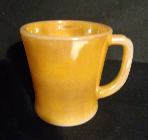 Vintage FIRE KING D Handle PEACH LUSTER Coffee Mug Good CONDITION A True Classic