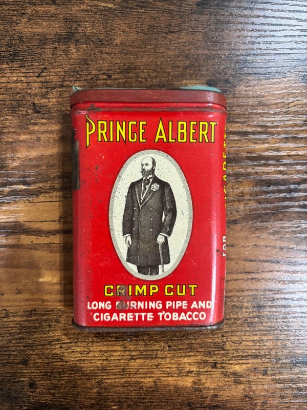 PRINCE ALBERT Crimp Cut Pipe Cigarette Tobacco Tin • Red • Vintage