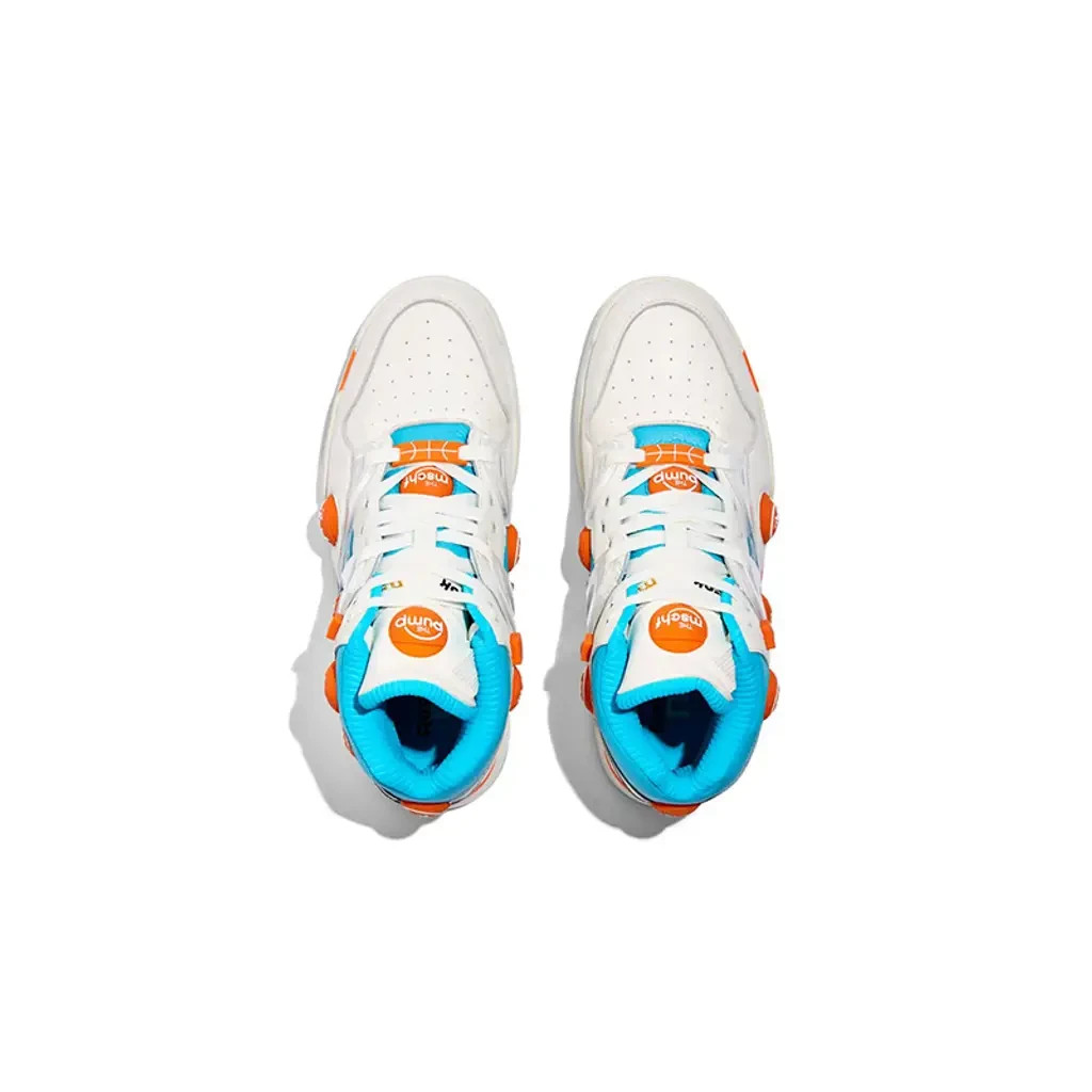 MSCHF x Reebok Omni Zone IX Pump size 6. Blue Orange MSCHF013